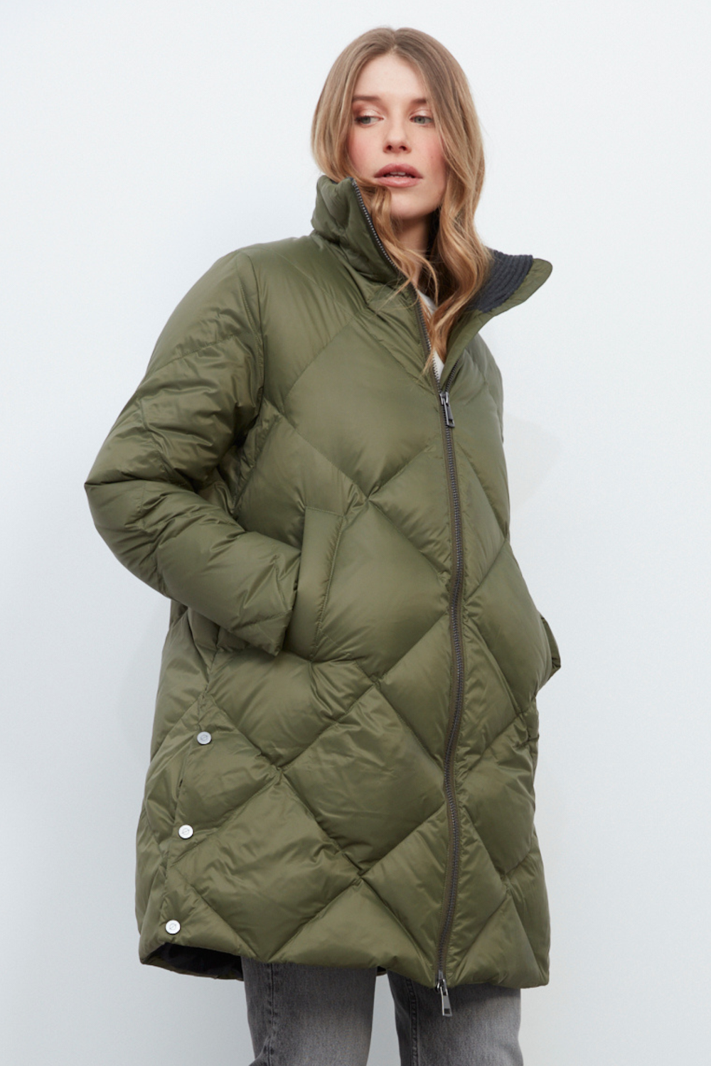 Adroit Atelier Dana High Collar Diamond Quilted Down Coat in Green available at Barbara Katz