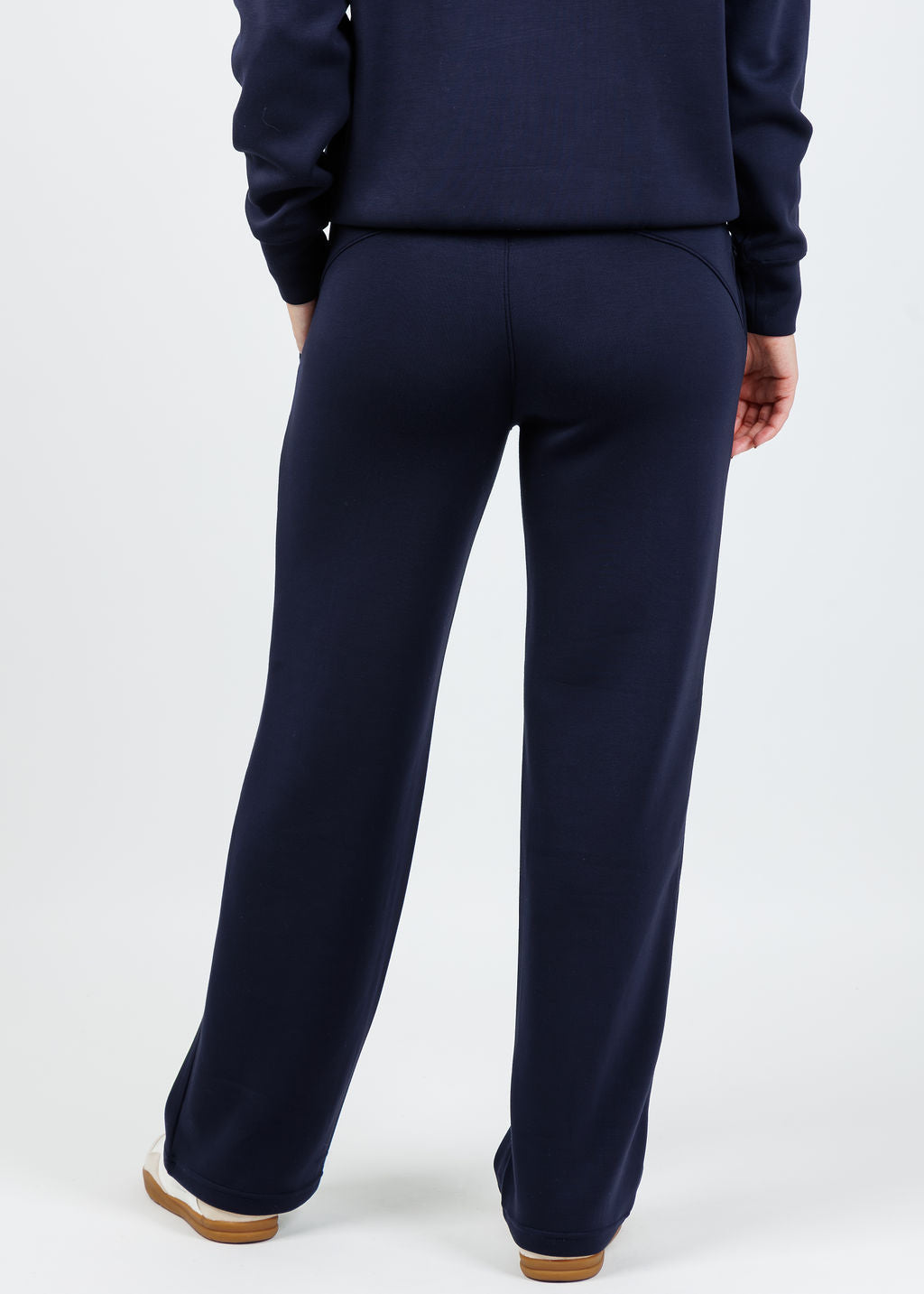 Elliott Lauren Comfort Zone Sweatpants in Navy available at Barbara Katz