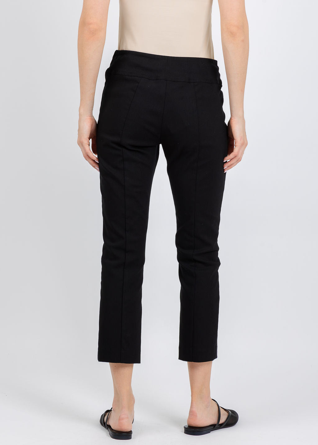 Elliott Lauren 25" Control Stretch Crop Pants in Black available at Barbara Katz