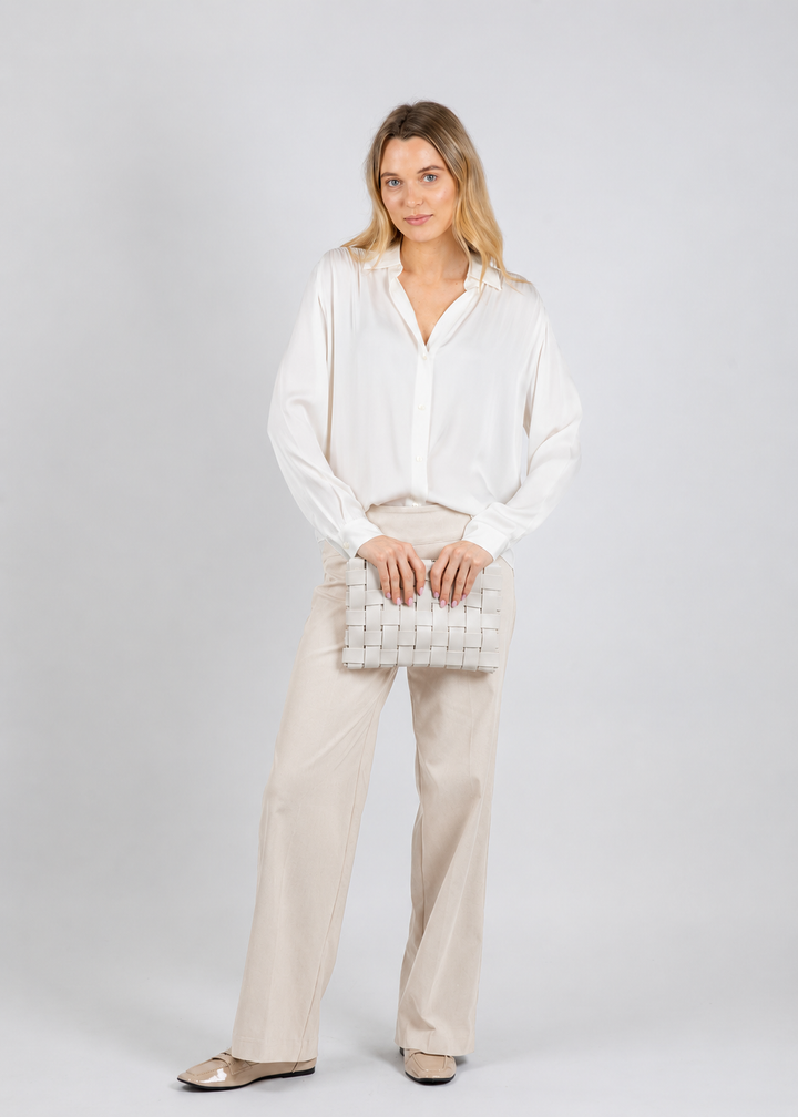Elliott Lauren 30" Control Stretch Wide Leg Pants in Chino available at Barbara Katz