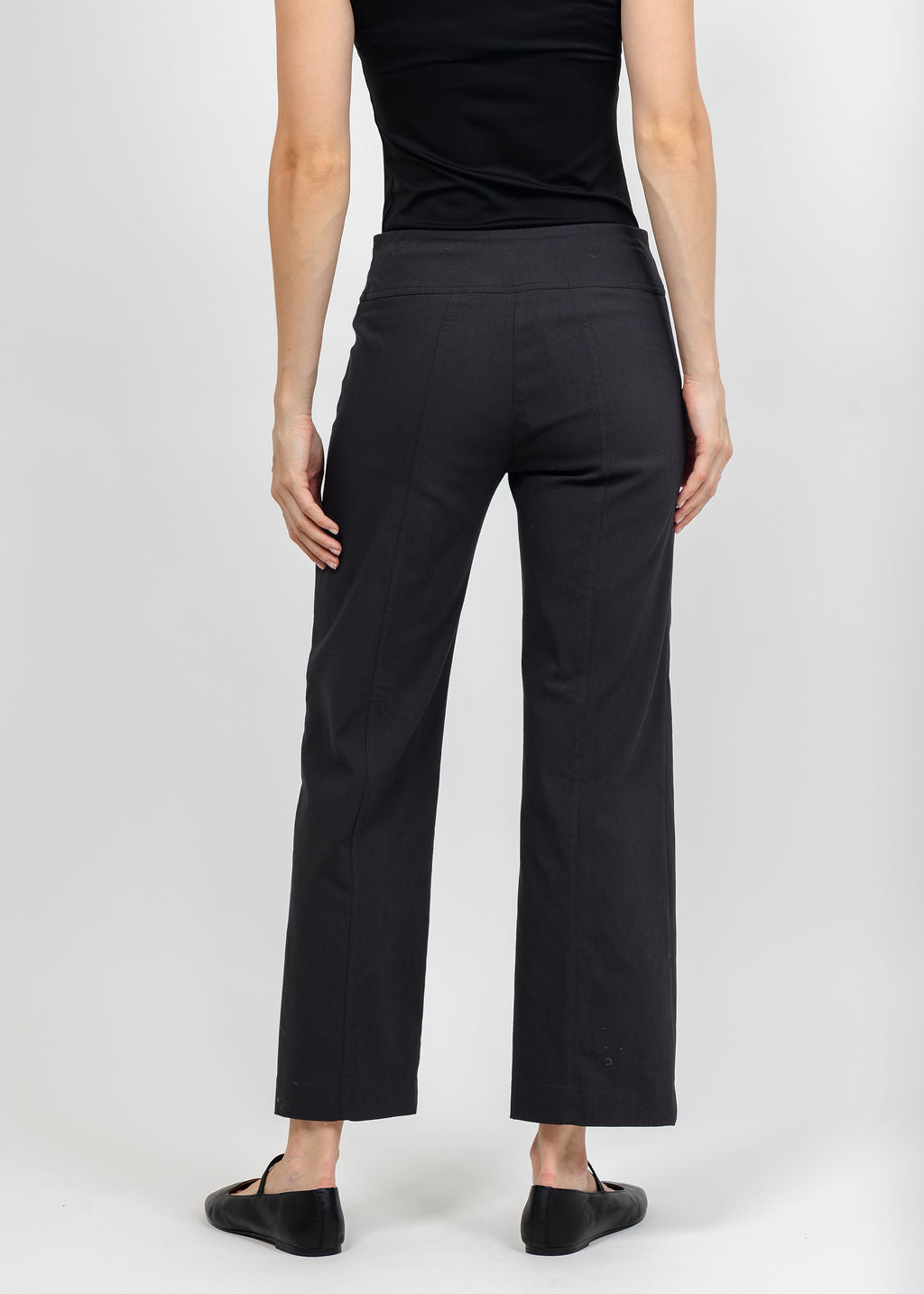 Elliott Lauren Control Stretch Wide Leg Pant With Grommet in Anthracite available at Barbara Katz