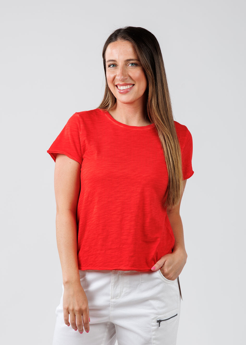 Elliott Lauren Drew Crew Boxy Tee in Poppy Red available at Barbara Katz