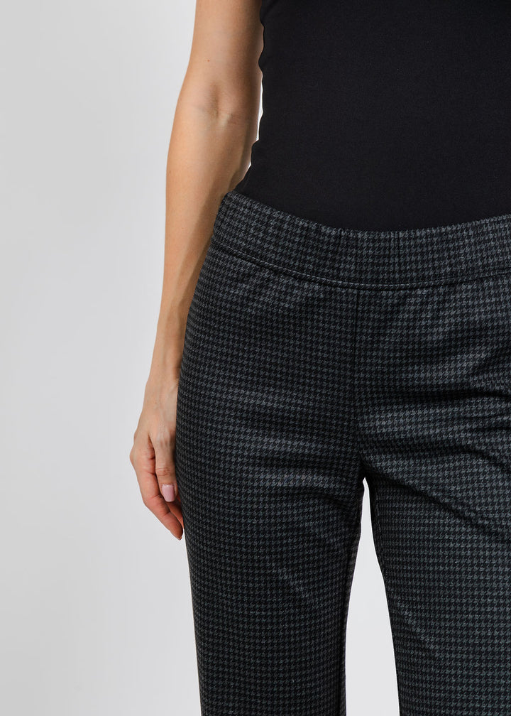 Elliott Lauren Houndstooth Pant in Black available at Barbara Katz