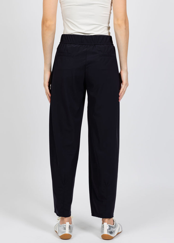 Elliott Lauren Prime Time Tapered Pant in Black available at Barbara Katz