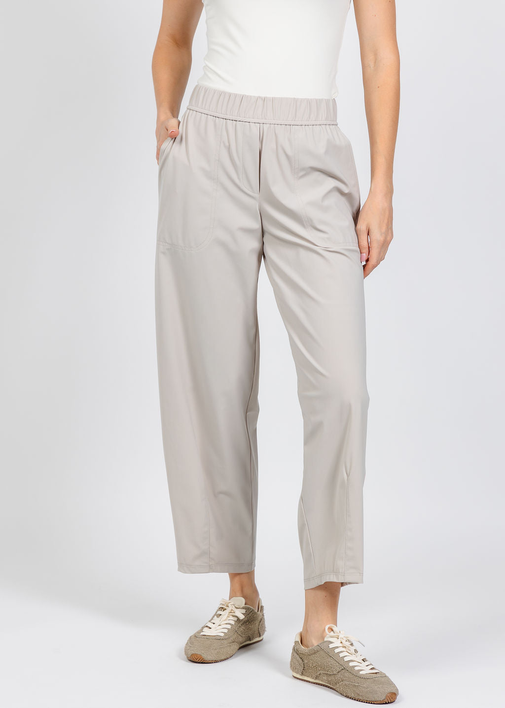 Elliott Lauren Prime Time Tapered Pant in Caulk available at Barbara Katz