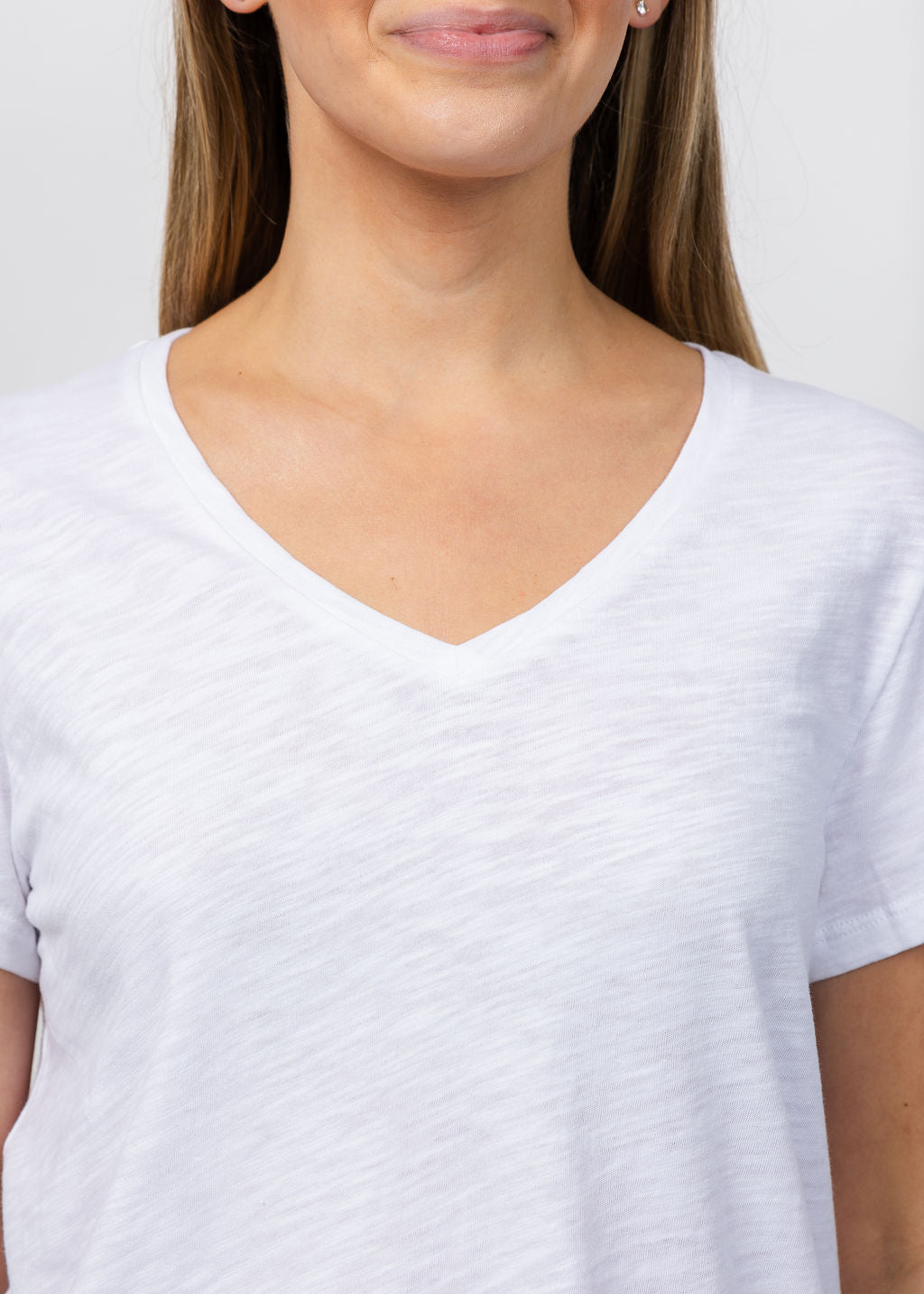 Elliott Lauren Short Sleeve V-Neck Tee in White available at Barbara Katz