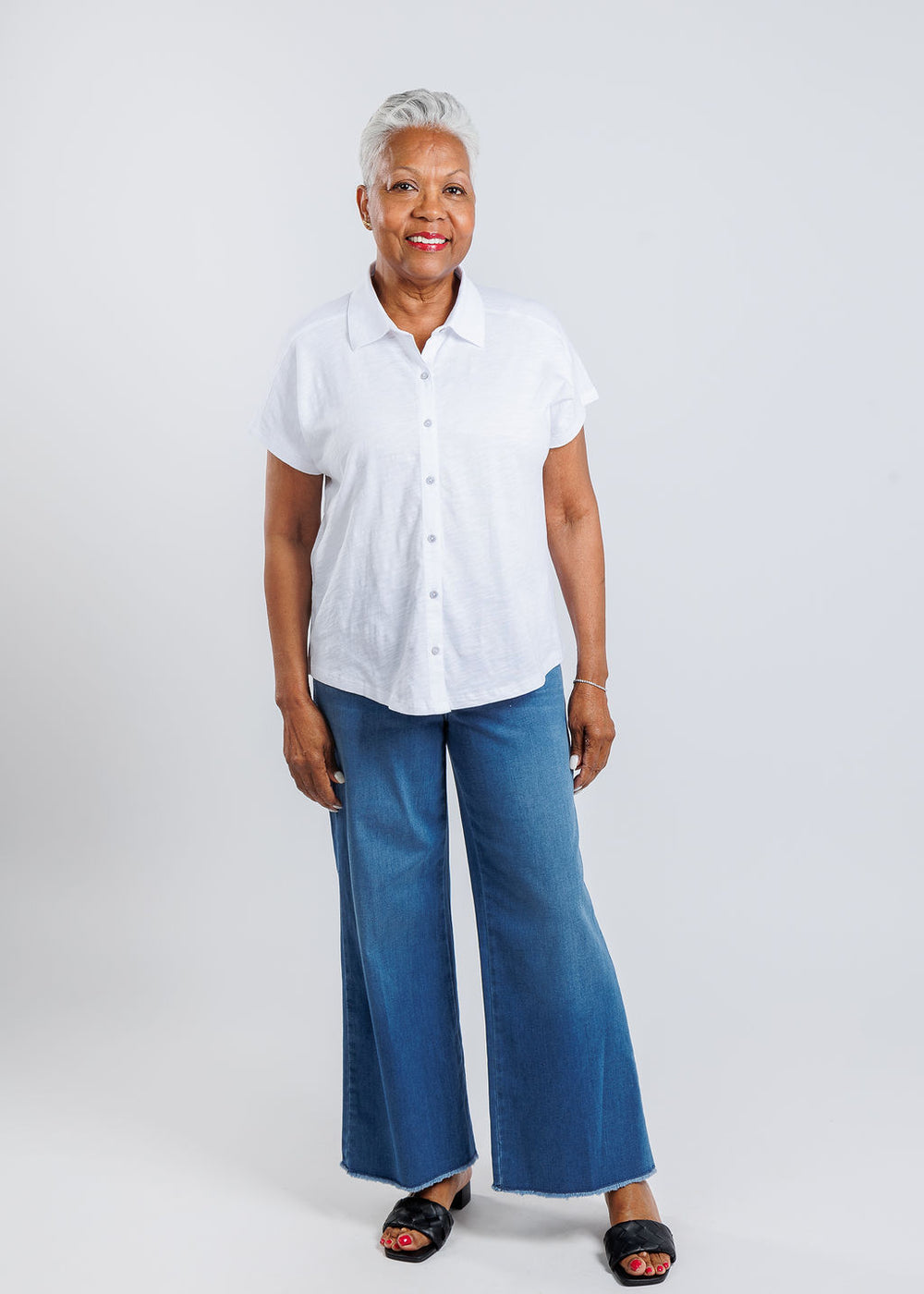 Elliott Lauren Charlotte Button Front Tee With Collar in White paired with MAC Dream Wide Crop Jeans in Denim available at Barbara Katz