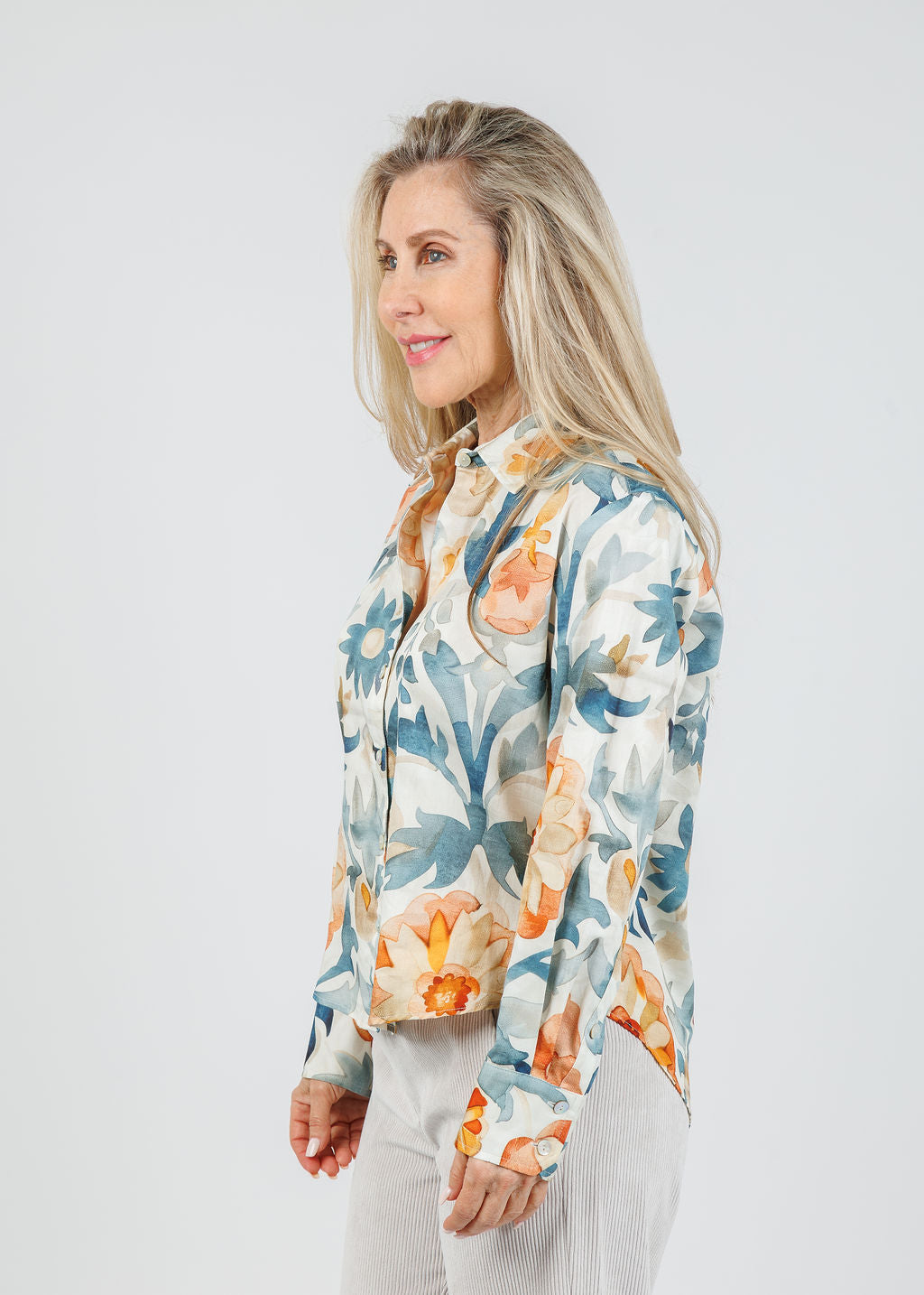 Finley Andie Terra Floral Crop Shirt in Natural/Teal available at Barbara Katz