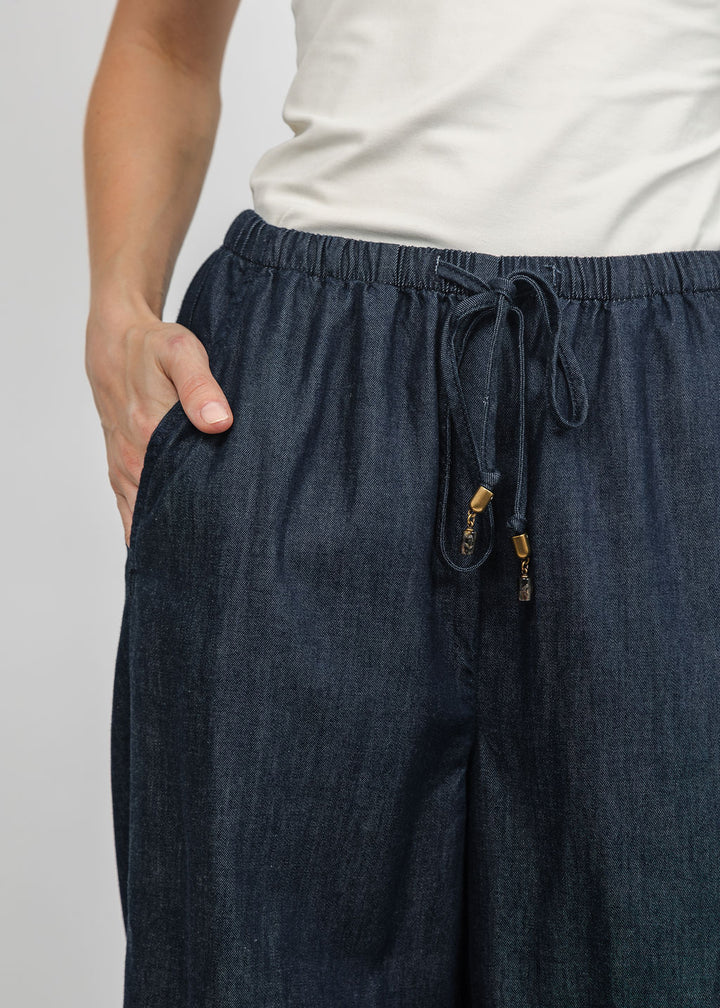 Frame The Offshort Pant in Rinse available at Barbara Katz