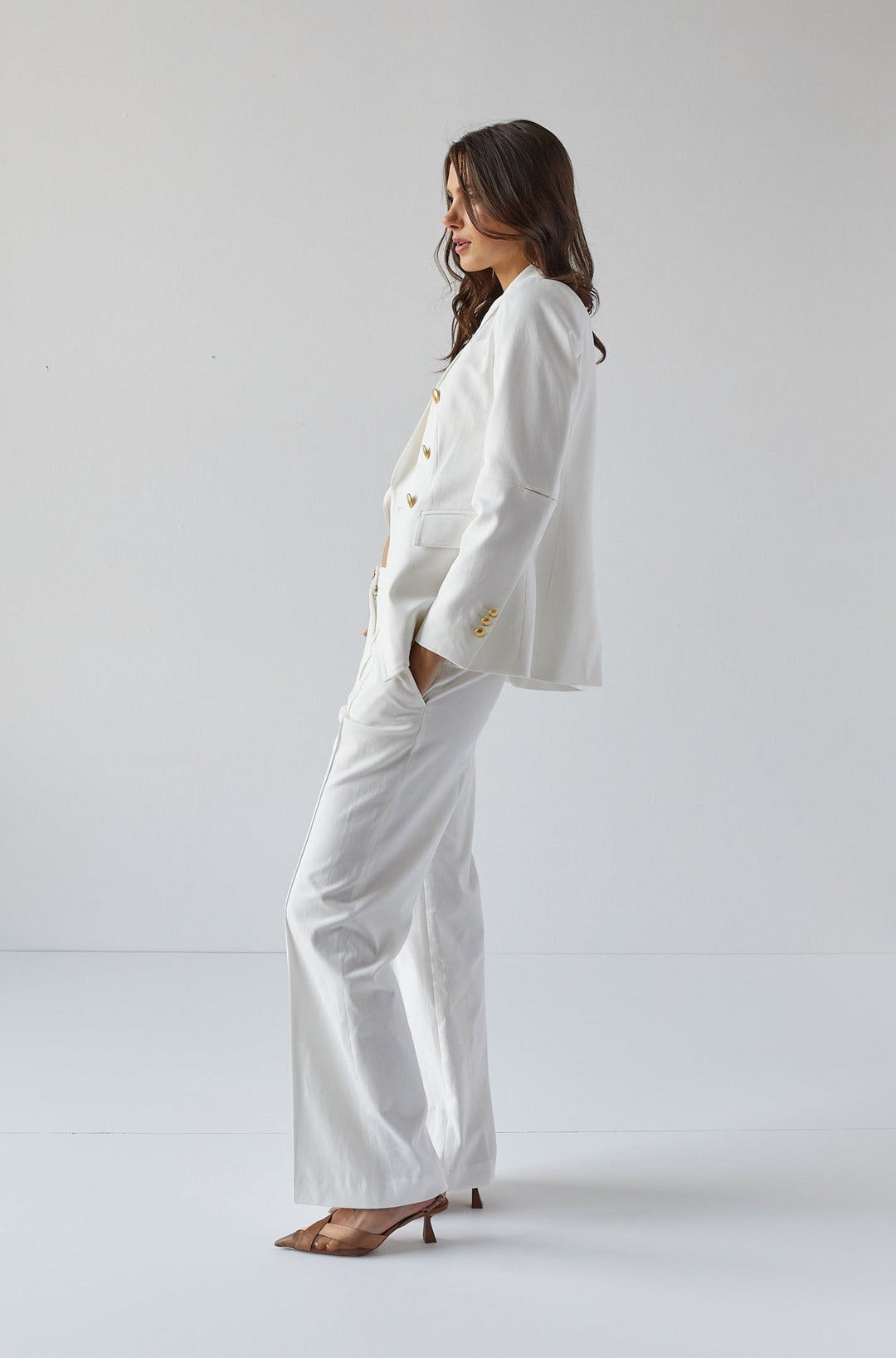 Adroit Atelier James Double Breasted Signature Stretch Blazer in White