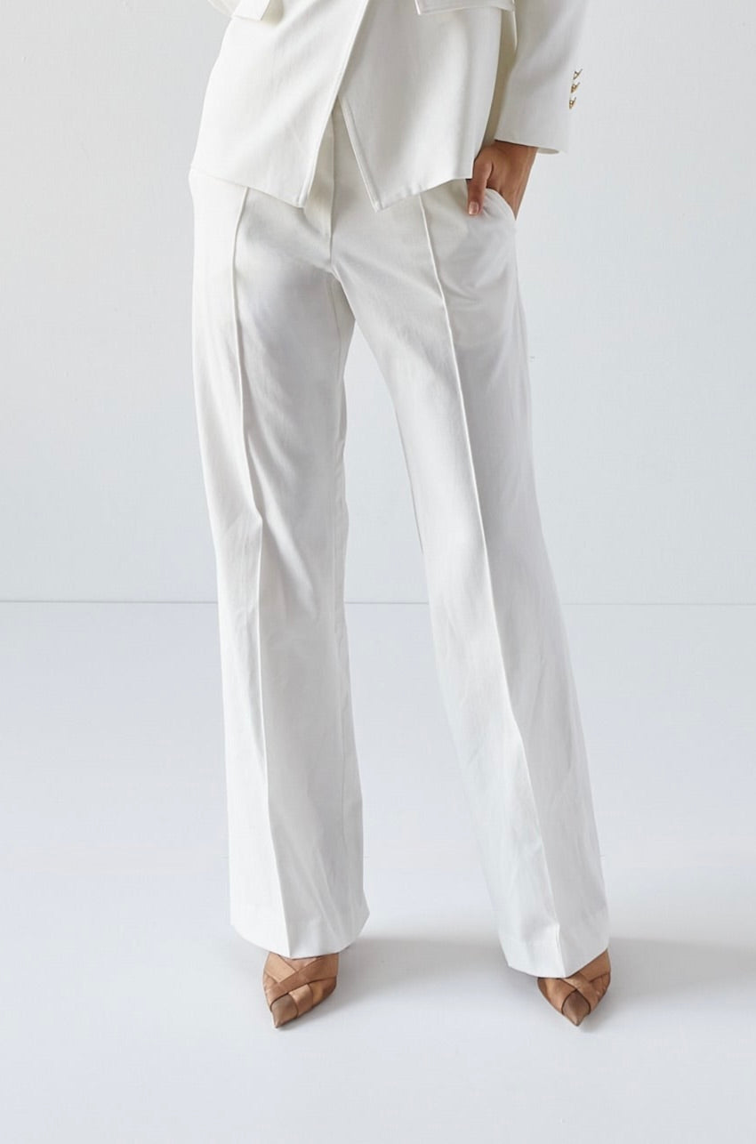 Adroit Atelier Preston Straight-Leg Stretch Trousers in White