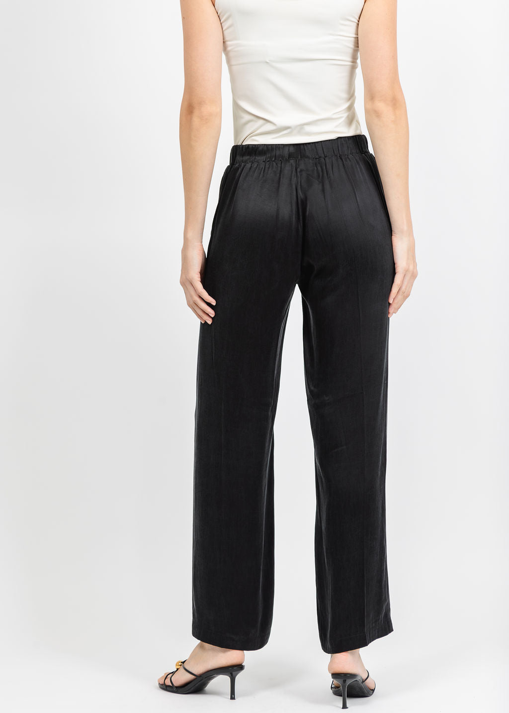 J Society Easy Wide Leg Pant in Black available at Barbara Katz