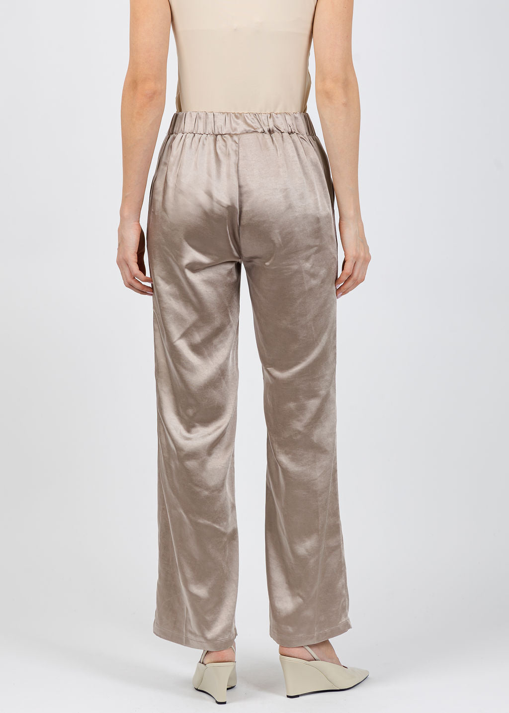 J Society Melody Easy Full Pants in Cappuccino available at Barbara Katz