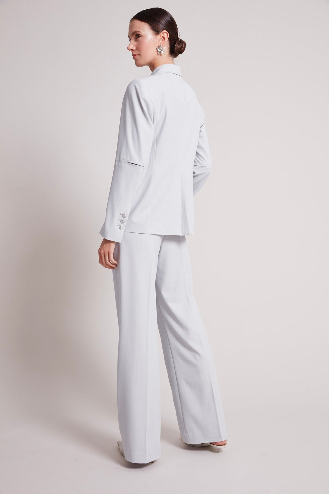 Adroit Atelier Preston Pin Tuck Pants With Slant Pockets in Light Grey available at Barbara Katz