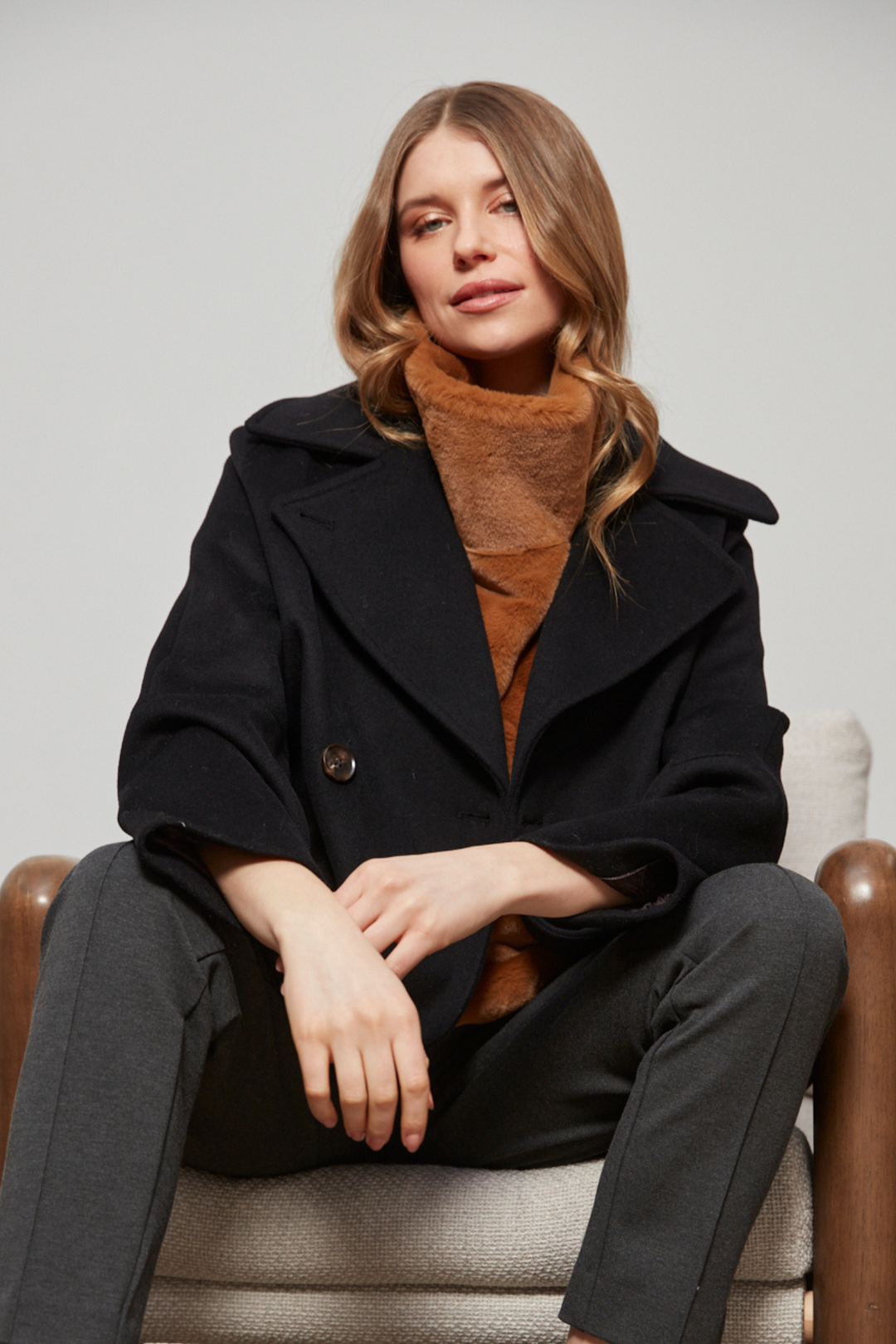 Adroit Atelier Jordan Double-Breasted Raglan Sleeve Wool Blend Coat in Black available at Barbara Katz