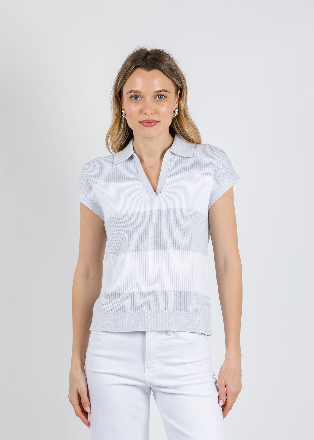 Kinross Rib Splitneck Polo in Dove/White available at Barbara Katz
