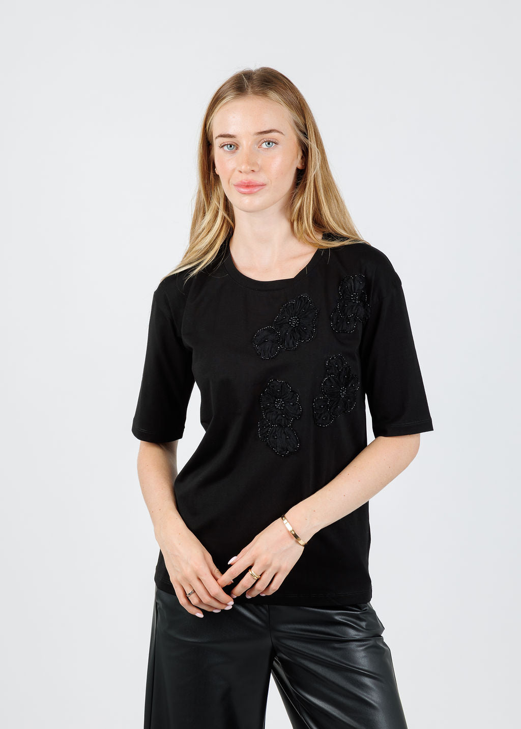Leo & Ugo Ines Floral Bead Detail Short Sleeve Tee in Black available at Barbara Katz