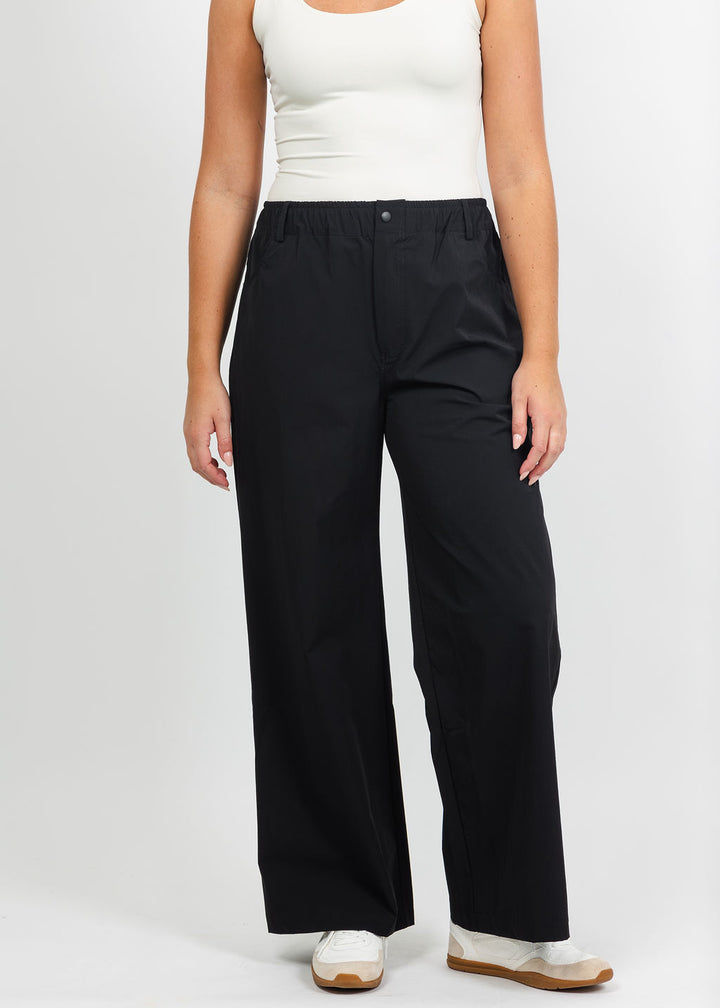 Lola &amp; Sophie Maya Tech Canvas Pant in Black available at Barbara Katz