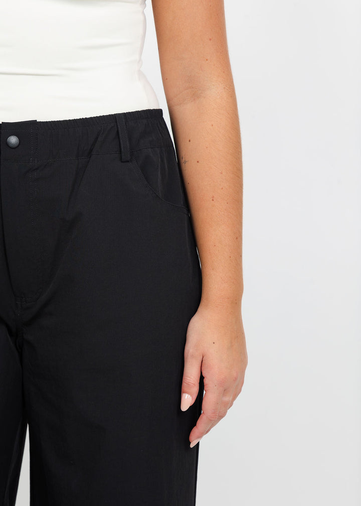 Lola &amp; Sophie Maya Tech Canvas Pant in Black available at Barbara Katz