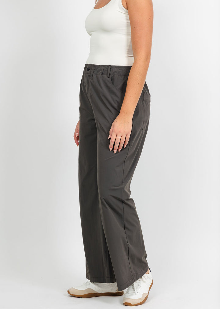 Lola &amp; Sophie Maya Tech Canvas Pant in Olive available at Barbara Katz