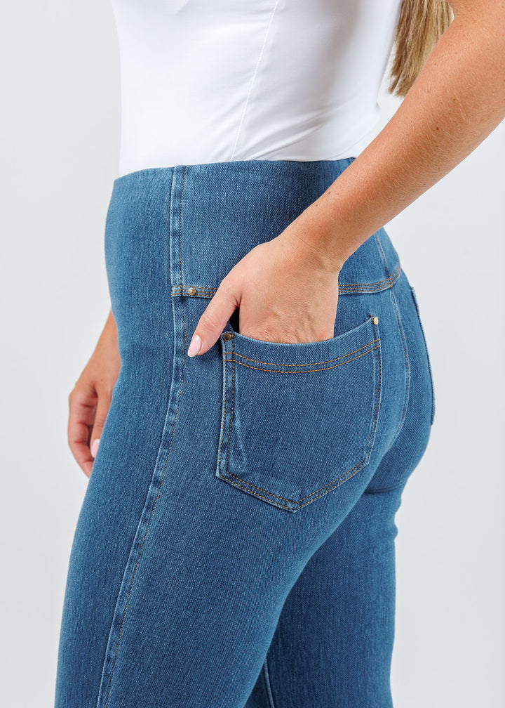 Lysse Ankle Denim Baby Bootcut Pants - Midwash