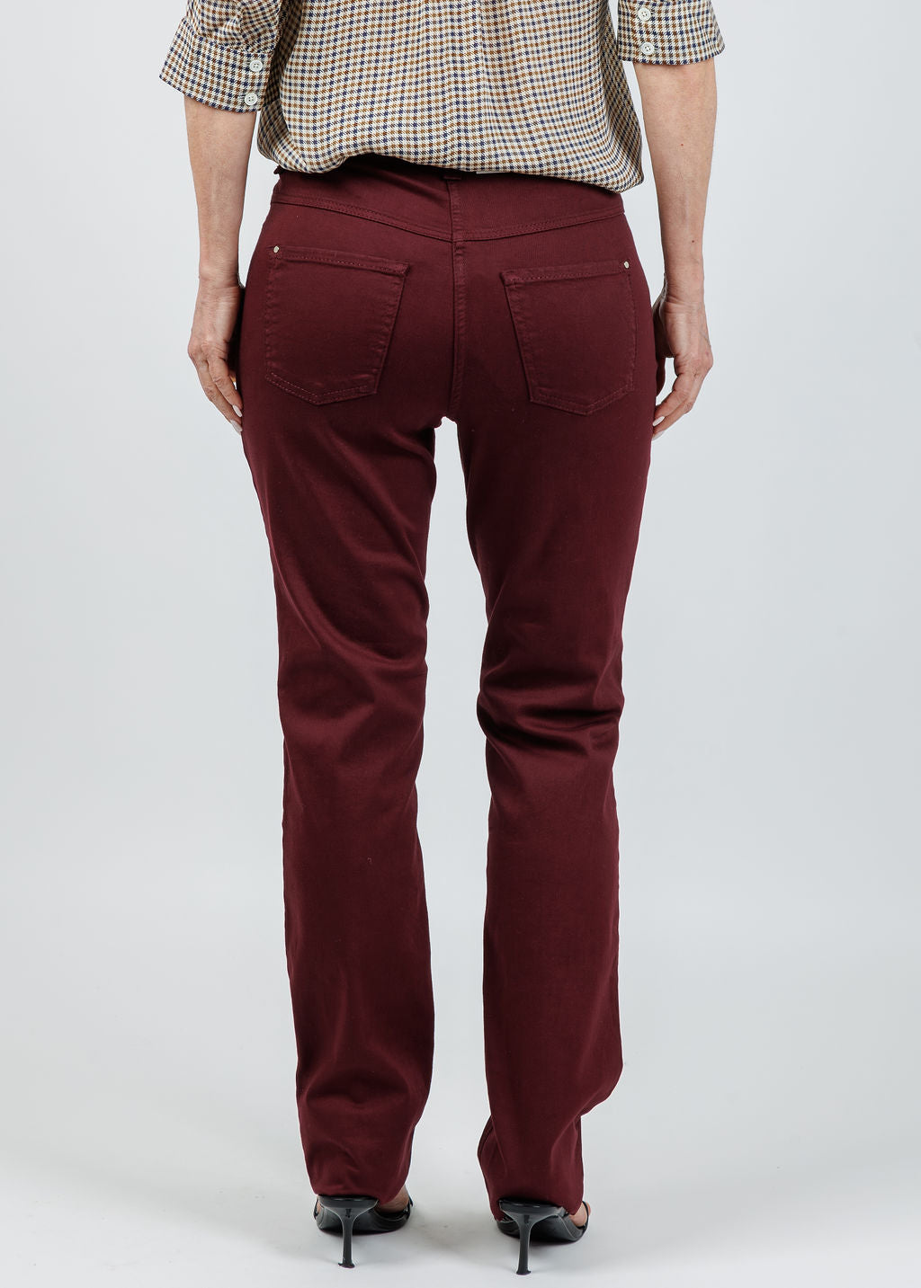 MAC Dream Straight Denim 32" in Wine available at Barbara Katz