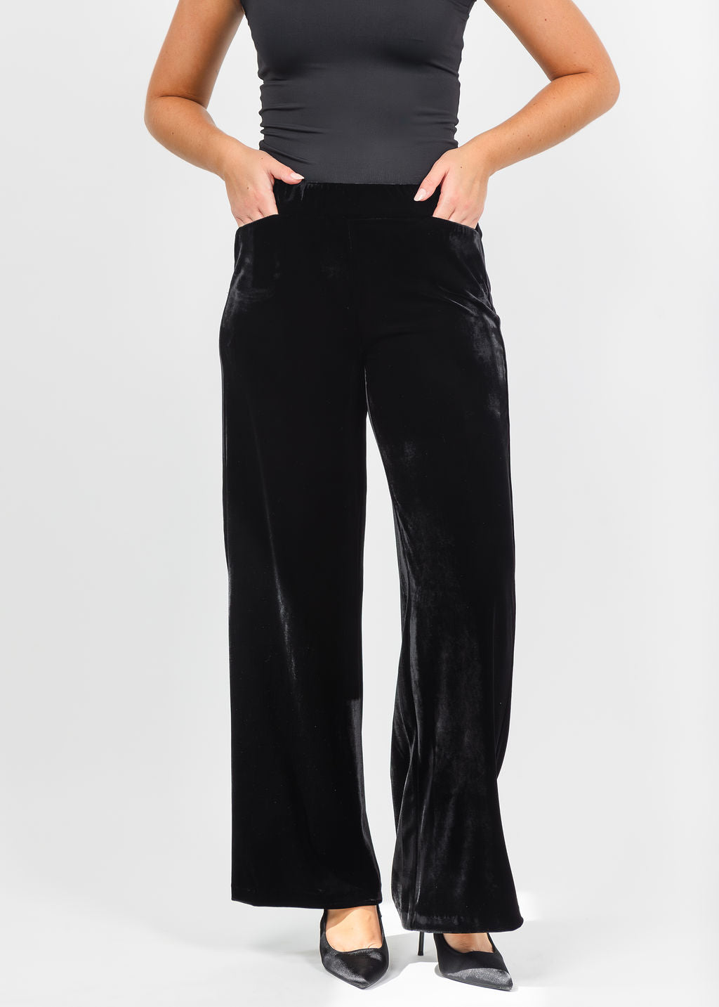 MAC 32" Wide Chiara Velvet Pant in Black available at Barbara Katz