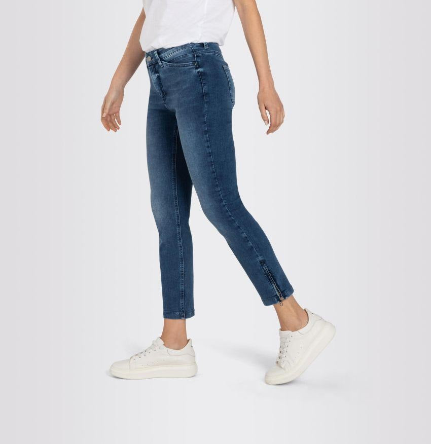 Explore our MAC Denim Collection - Timeless Jeans – Barbara Katz | Slim-Fit Jeans