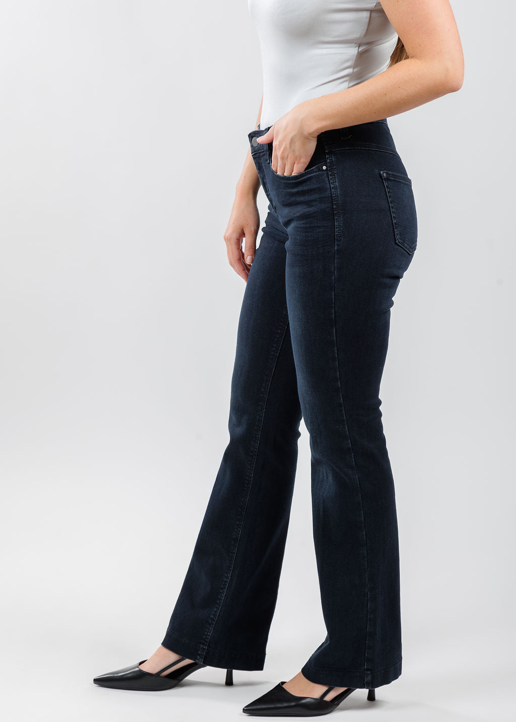 MAC Denim Dream Boot Jeans 32" in Midnight Blue Wash available at Barbara Katz