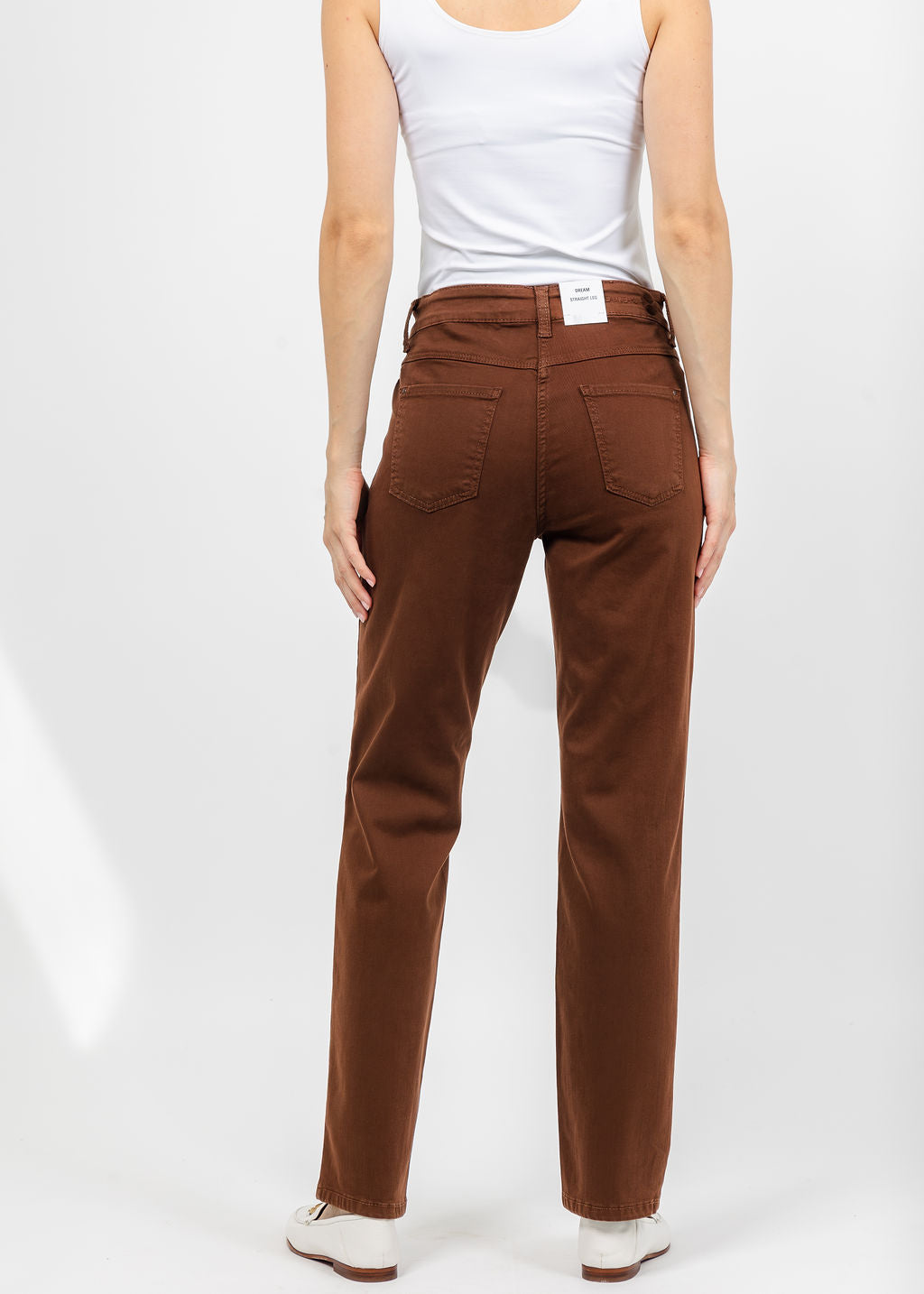 MAC Dream Straight Jeans 30" in Bison Brown available at Barbara Katz