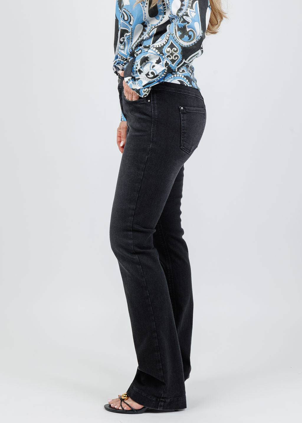 MAC Dream Boot Cut Jeans 32" in Black available at Barbara Katz