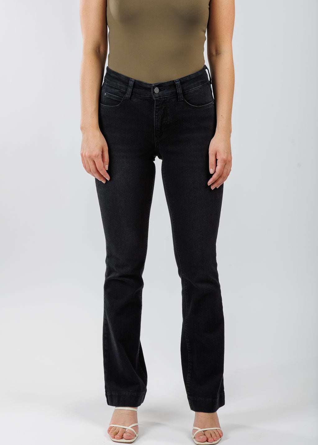 MAC Denim Dream Boot Jeans 32" in Black Used available at Barbara Katz