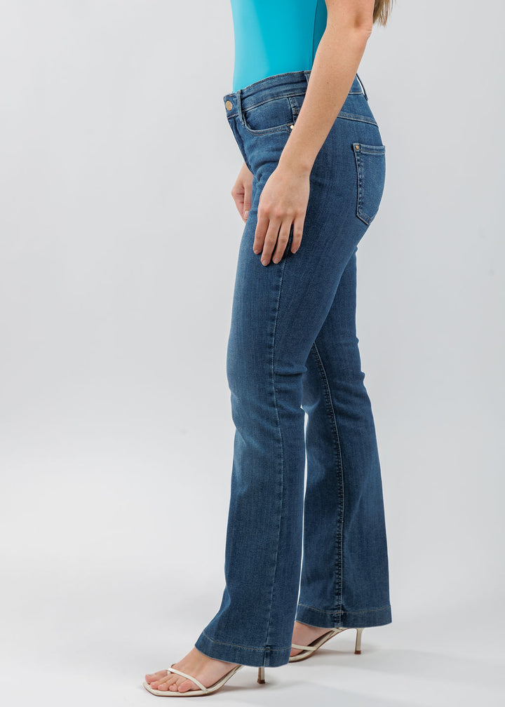 MAC Denim Dream Boot Jeans 32" in Super Vintage Wash available at Barbara Katz