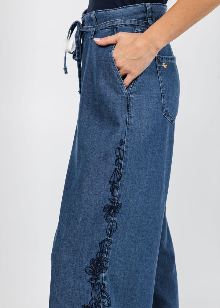 MAC Wendy Embroidered Tencel Jeans in Mid Blue Heritage Wash available at Barbara Katz