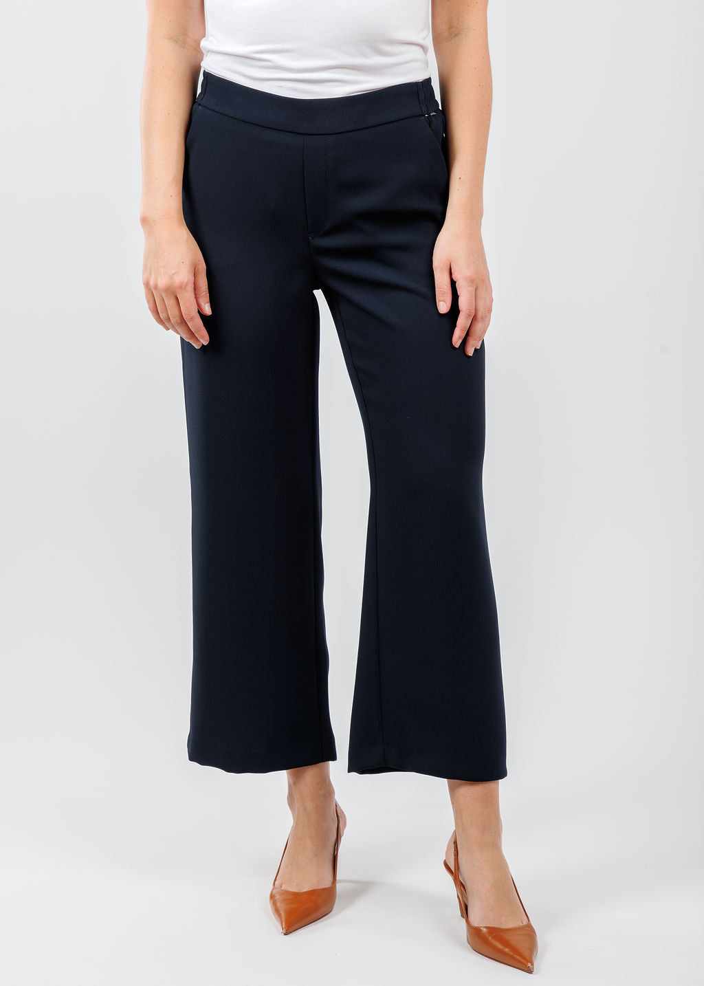 MAC Chiara Crop Floating Crepe Pants in Navy available at Barbara Katz