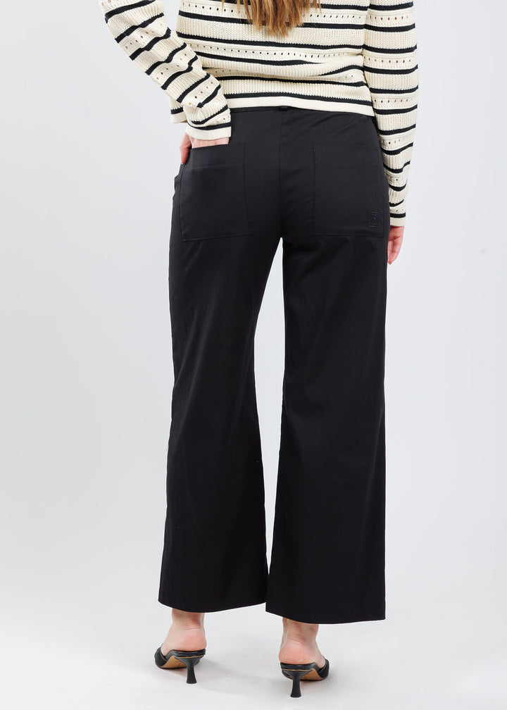 MAC Chiara Crop Pants in Black available at Barbara Katz