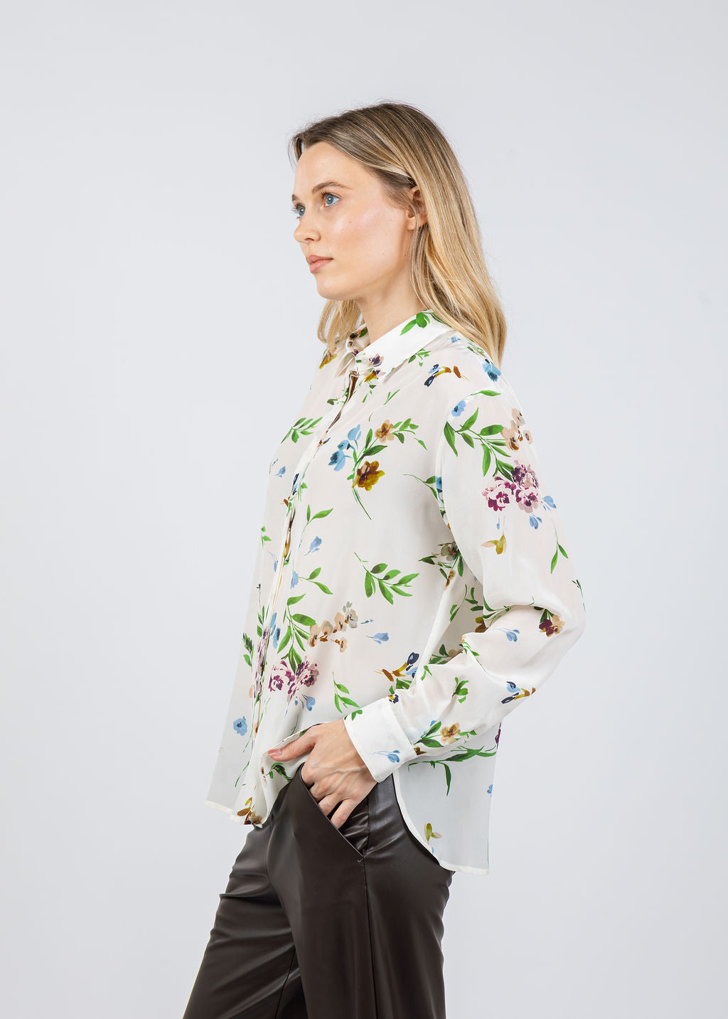 Marella Faretra Blouse in Cream Floral available at Barbara Katz