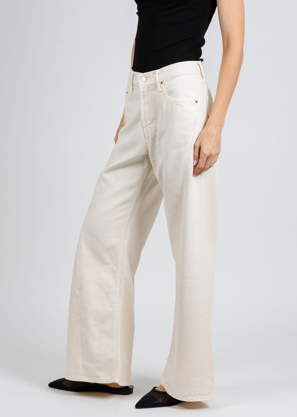 Mother The Lil Lemon Twist Sneak Jeans in Natural available at Barbara Katz