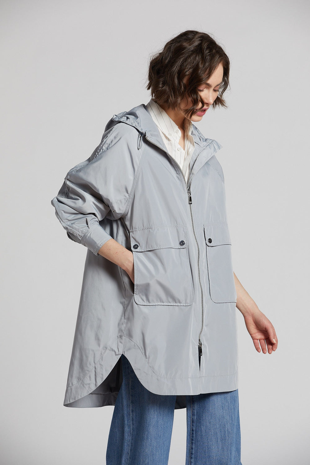 Adroit Atelier Nikita Lightweight Hooded Raincoat in Sea Star