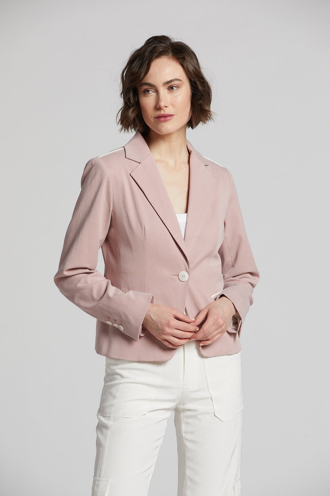 Noa Single Breasted Stretch Blazer With Piping - Blush/White