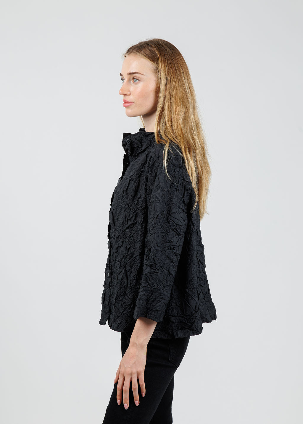 Olivia by Habitat Cinched Pocket Top in Black available at Barbara Katz