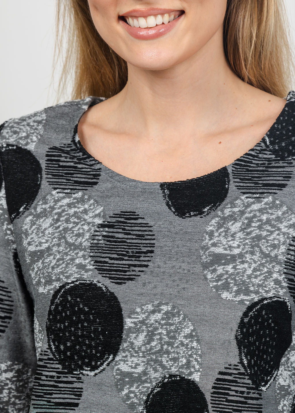 Olivia by Habitat Spotlight Modern Tee in Ivory available at Barbara Katz