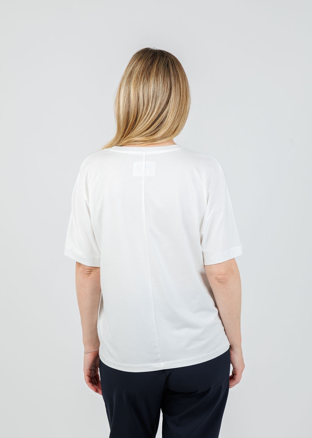 Oui Cloud Dancer Top in White/Multi available at Barbara Katz