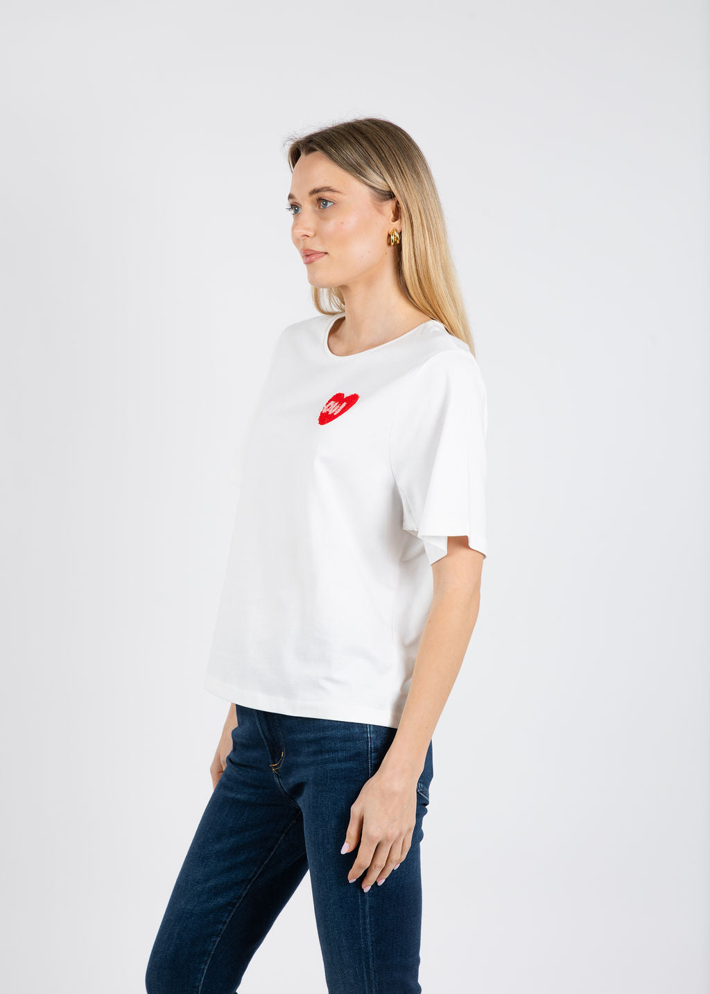 Oui Heart Tee in Cloud Dancer available at Barbara Katz