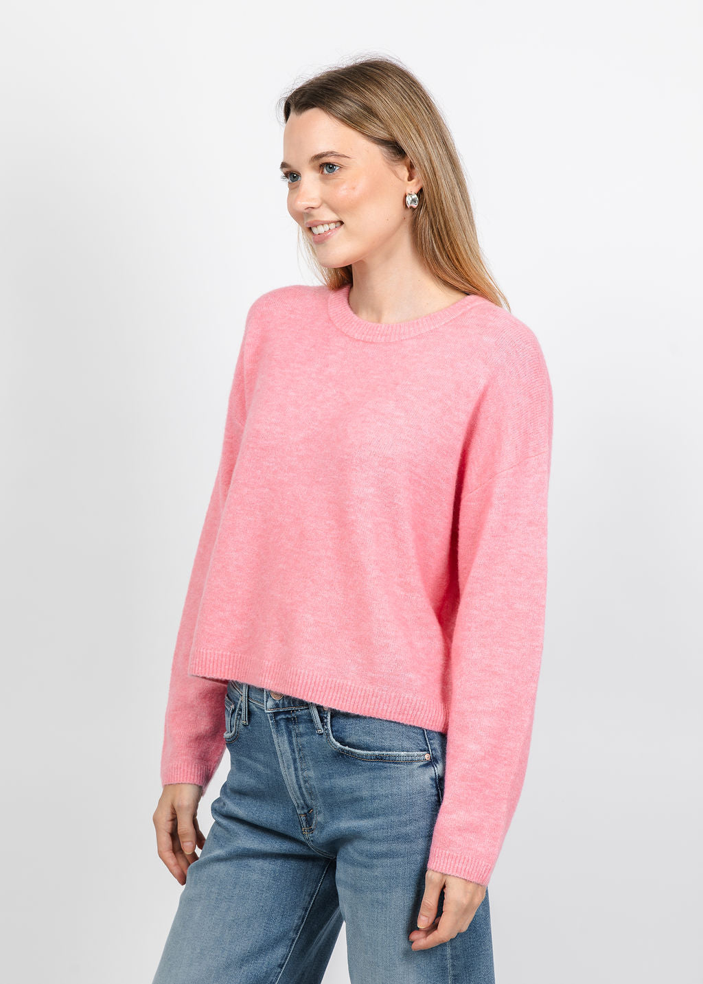 Oui Nila Cozy Crew Sweater in Rose Elegance available at Barbara Katz