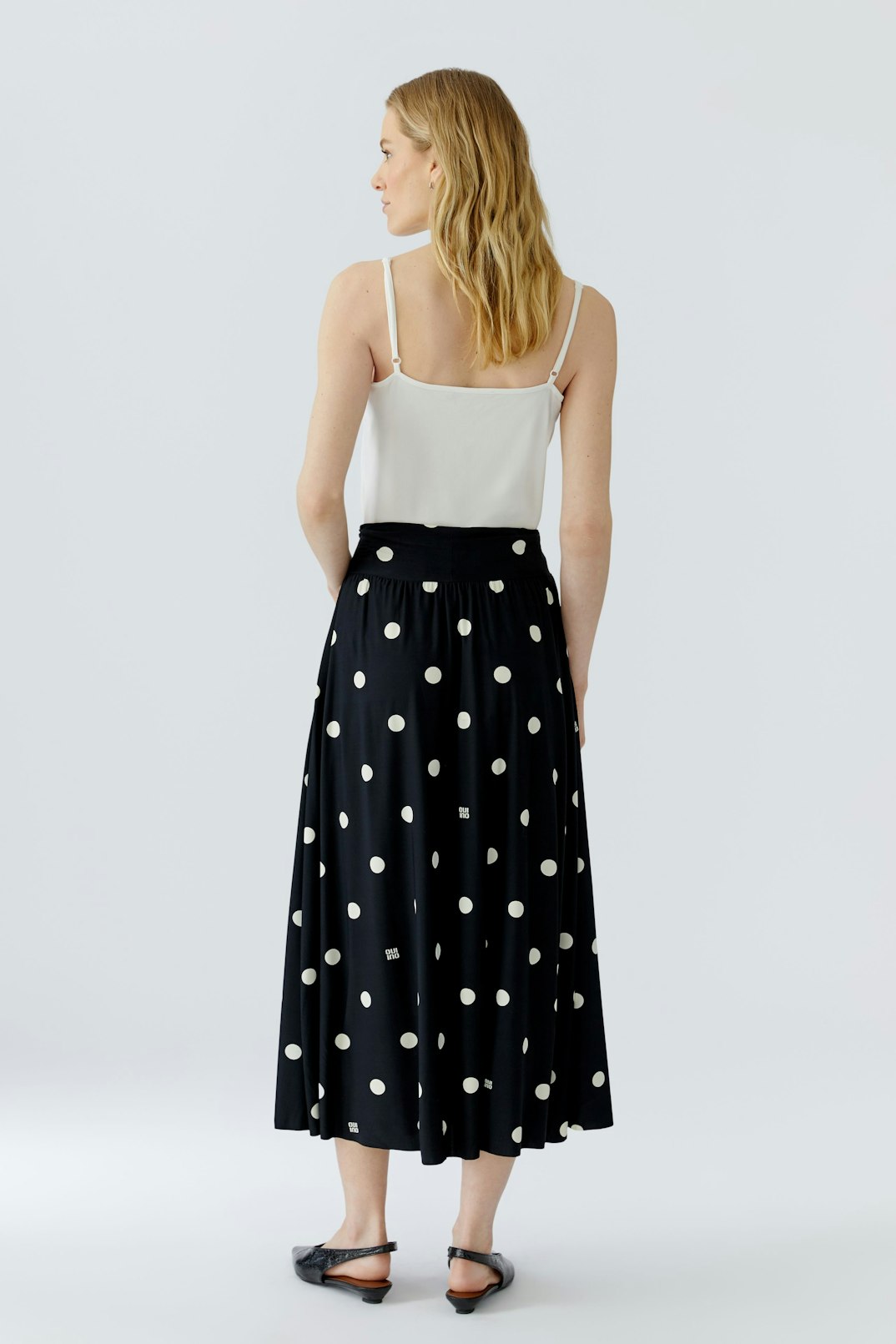 Oui Polka Dot Skirt in Black available at Barbara Katz