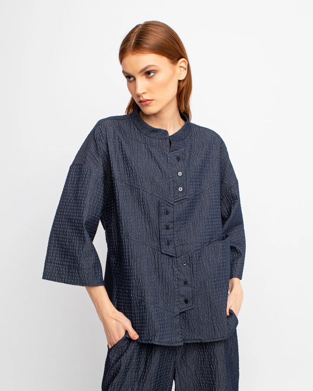 Ozai N Ku Bowtie Textured Jacket