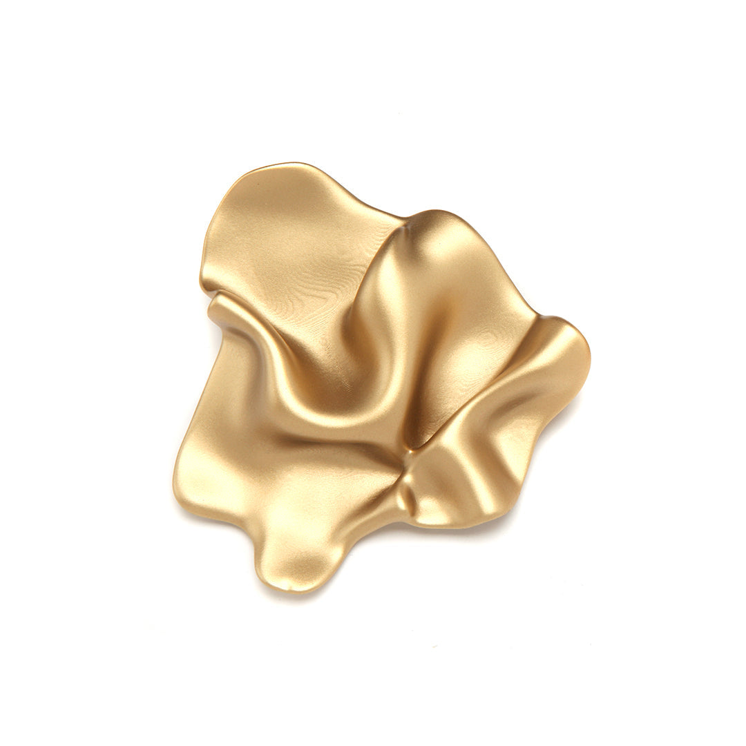 PONO Azalea Brooch in Gold available at Barbara Katz