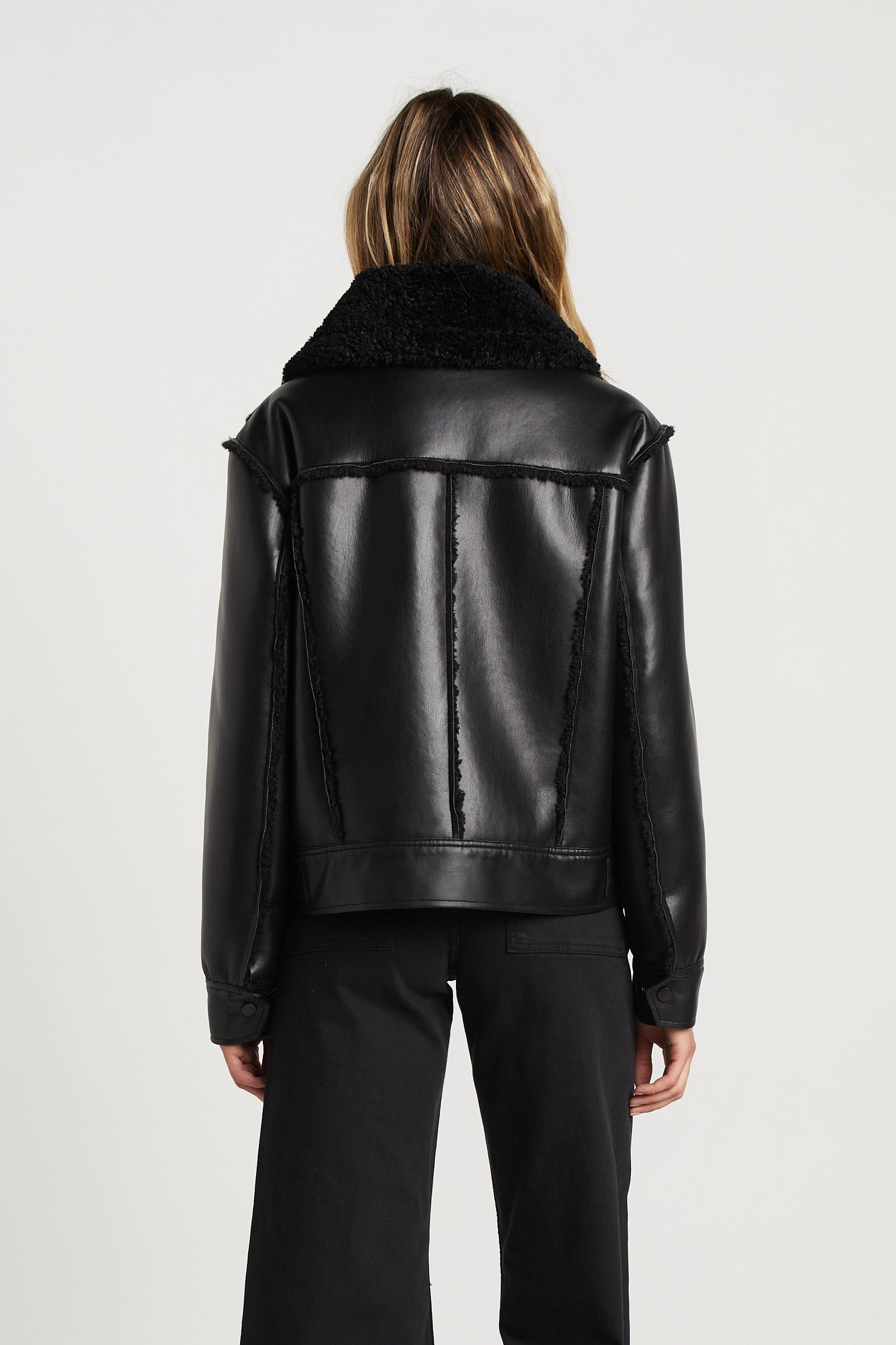 レザージャケット・コート AVANDRESS V Vegan Leather Short Jacket BLACK MUSINSA | AVANDRESS V Vegan Leather Short Jacket BLACK