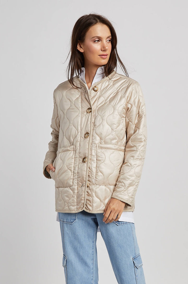 Adroit Atelier Pina Quilted Short Jacket With Patch Pockets - Champagne